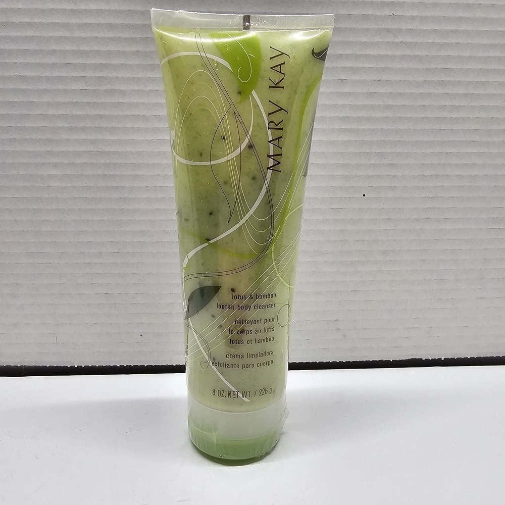 New & Sealed Mary Kay Lotus & Bamboo Loofah Body Cleanser Full Size 8‎ oz